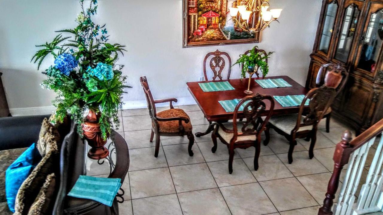Mediterranean Three Story Beach Townhouse St. Pete Beach Dış mekan fotoğraf