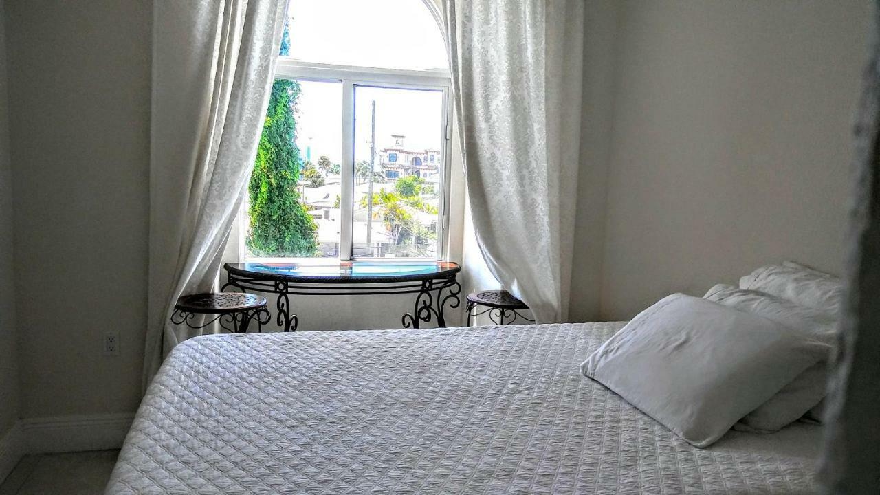 Mediterranean Three Story Beach Townhouse St. Pete Beach Dış mekan fotoğraf