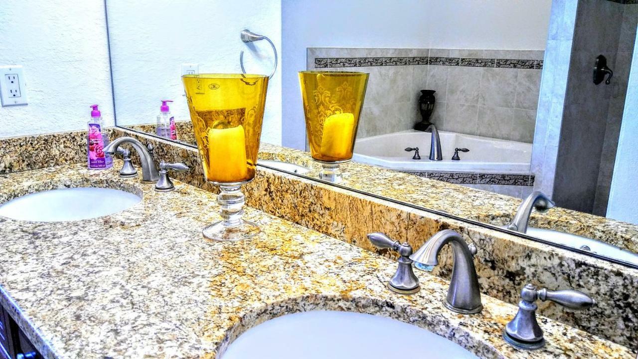Mediterranean Three Story Beach Townhouse St. Pete Beach Dış mekan fotoğraf